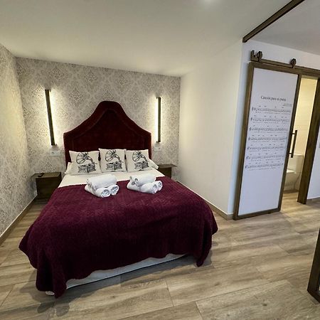 Ateneo Cuenca Suites Con Cocina En El Casco Historico Bagian luar foto