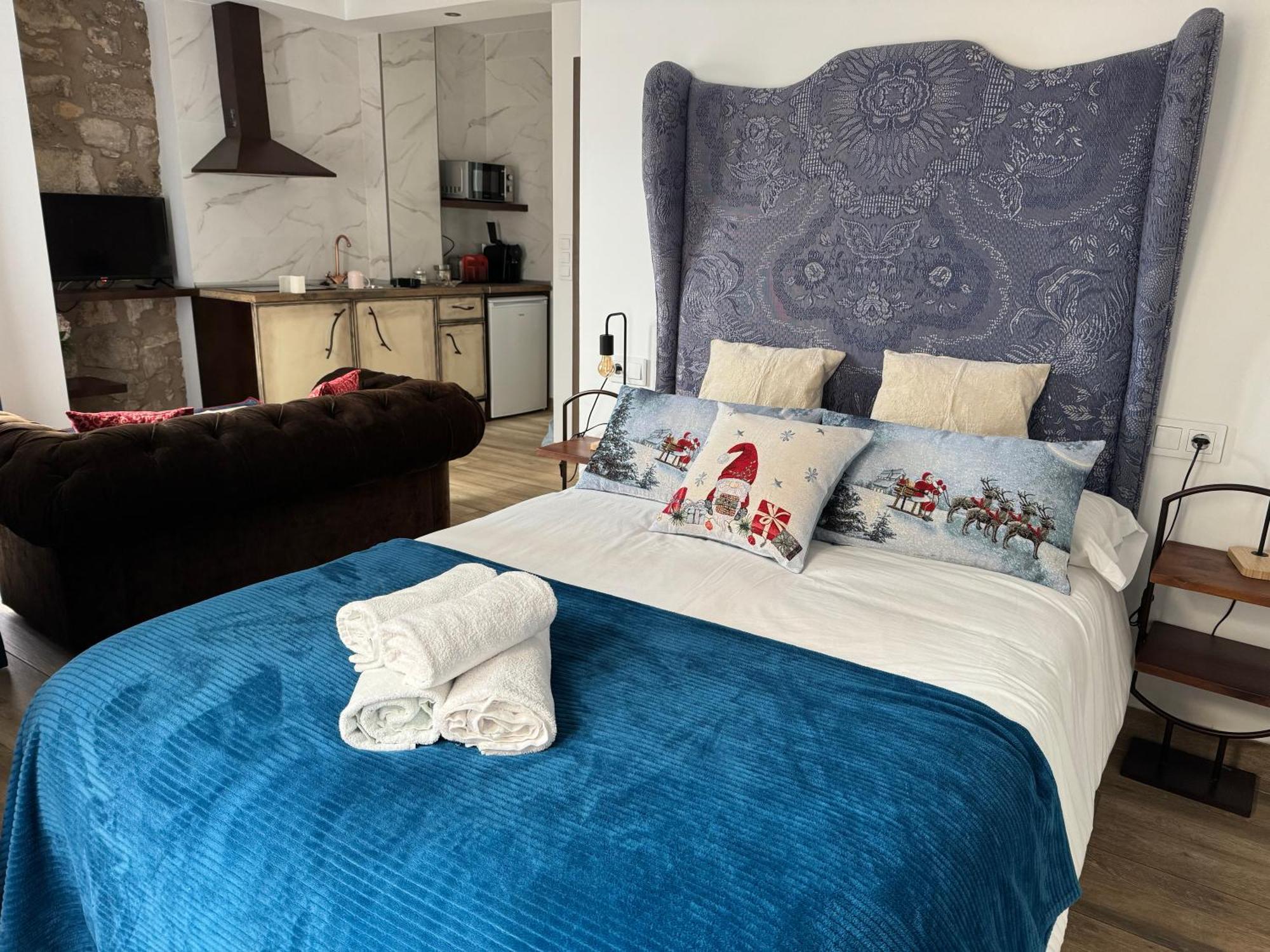 Ateneo Cuenca Suites Con Cocina En El Casco Historico Bagian luar foto