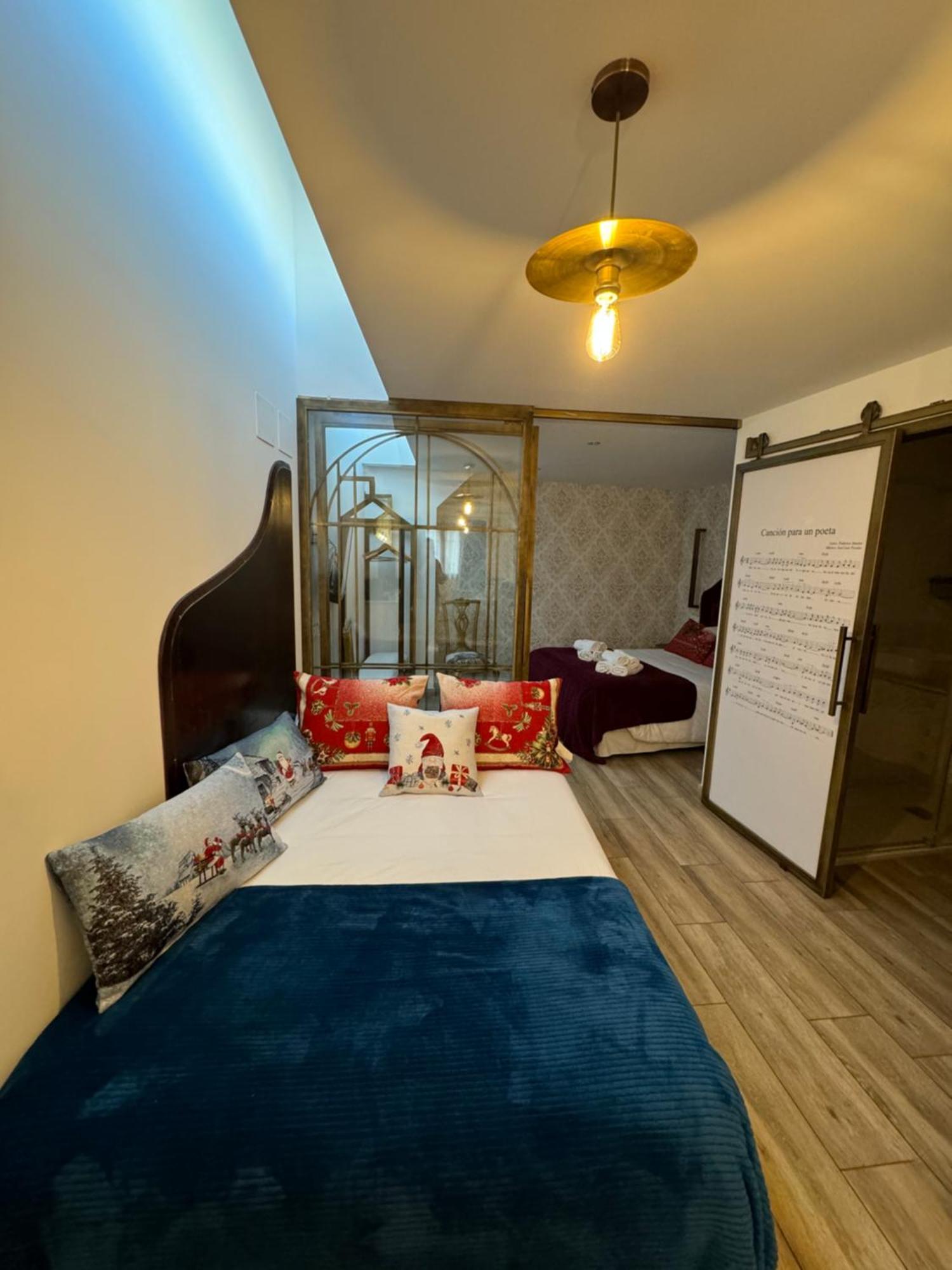 Ateneo Cuenca Suites Con Cocina En El Casco Historico Bagian luar foto